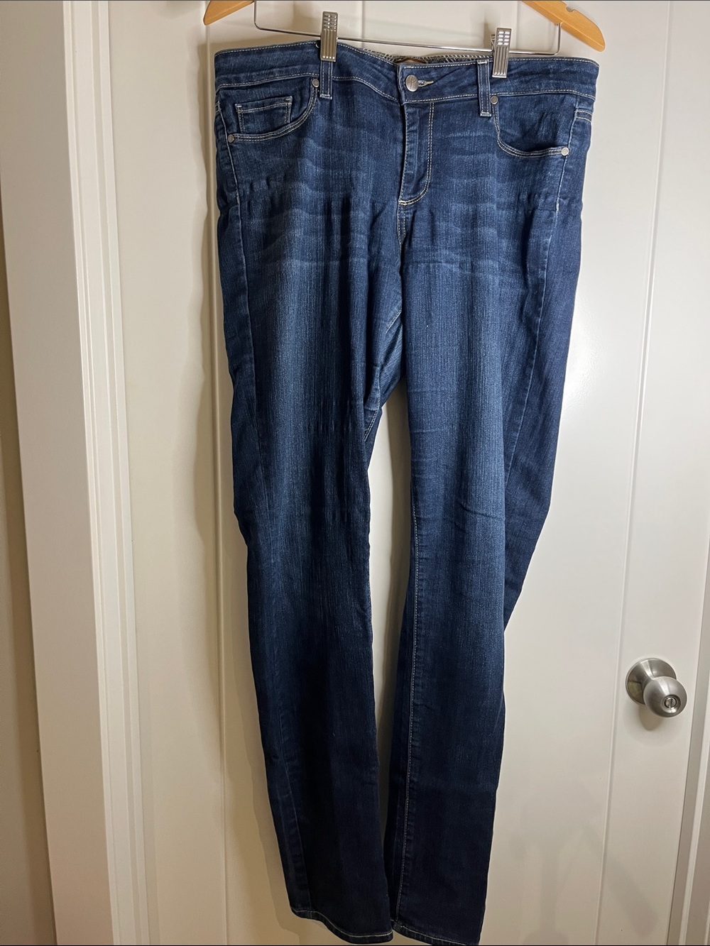 PAIGE Women's Straight Leg Dark Blue Jeans